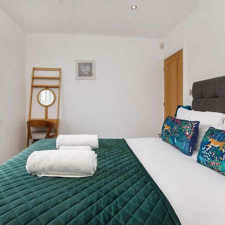 יורק White House Apartments-Free Parking 1 Car Per Apartment מראה חיצוני תמונה