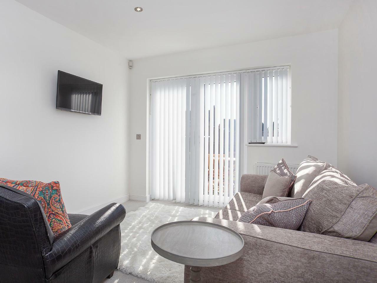 יורק White House Apartments-Free Parking 1 Car Per Apartment מראה חיצוני תמונה