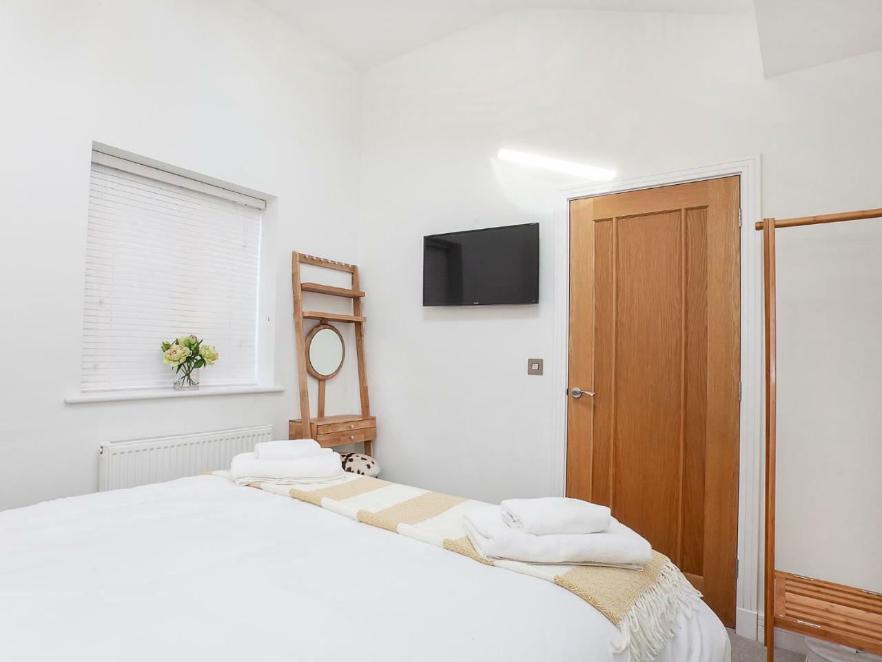 יורק White House Apartments-Free Parking 1 Car Per Apartment מראה חיצוני תמונה