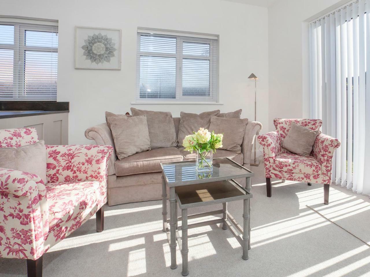 יורק White House Apartments-Free Parking 1 Car Per Apartment מראה חיצוני תמונה