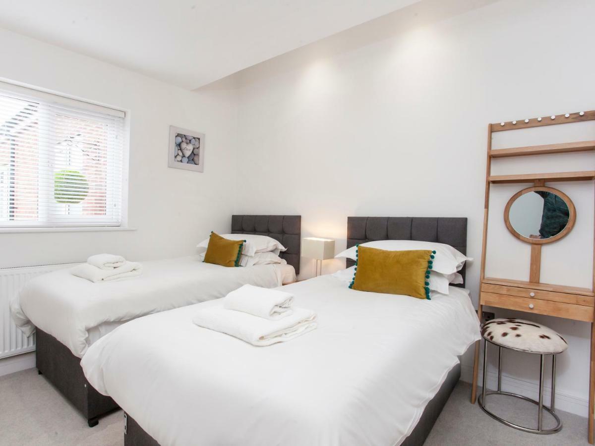יורק White House Apartments-Free Parking 1 Car Per Apartment מראה חיצוני תמונה