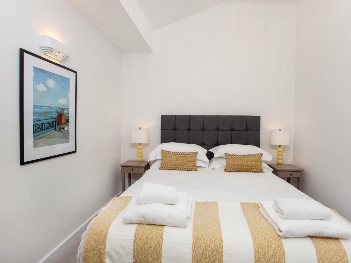 יורק White House Apartments-Free Parking 1 Car Per Apartment מראה חיצוני תמונה